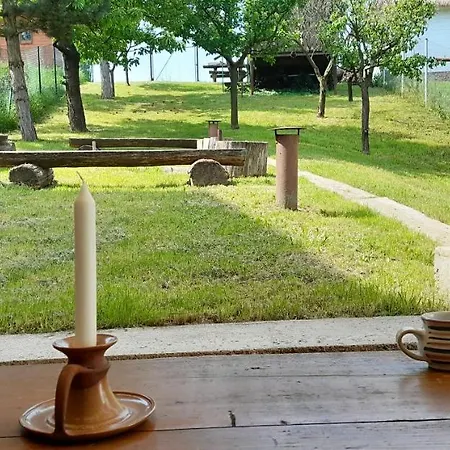Ubytovani Na Sklepe U Prochazku Pouzdrany Exterior photo