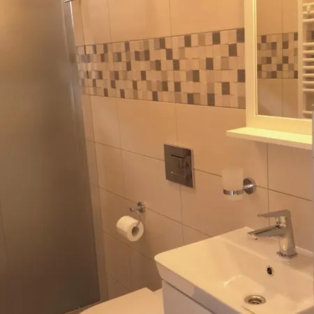 Ubytovani Na Sklepe U Prochazku Pouzdrany Exterior photo
