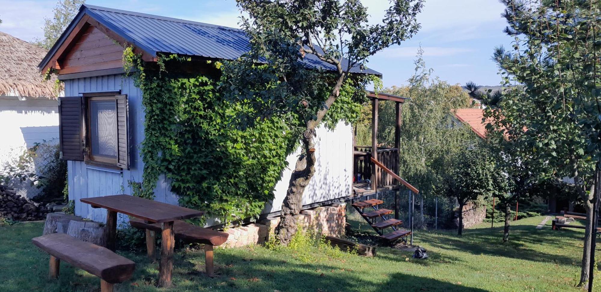 Na Sklepe U Prochazku Apartment *