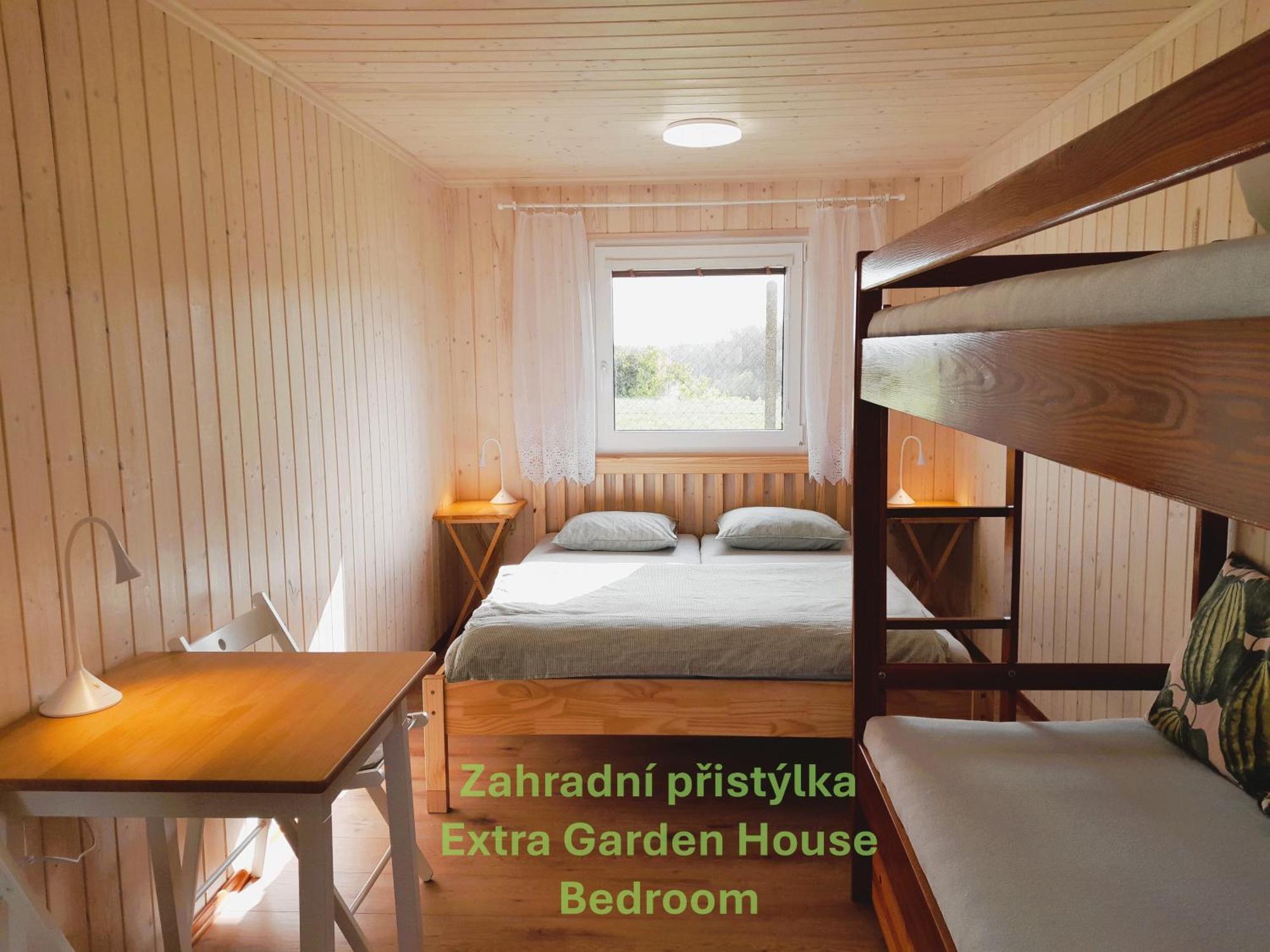 Na Sklepe U Prochazku Apartment Pouzdrany